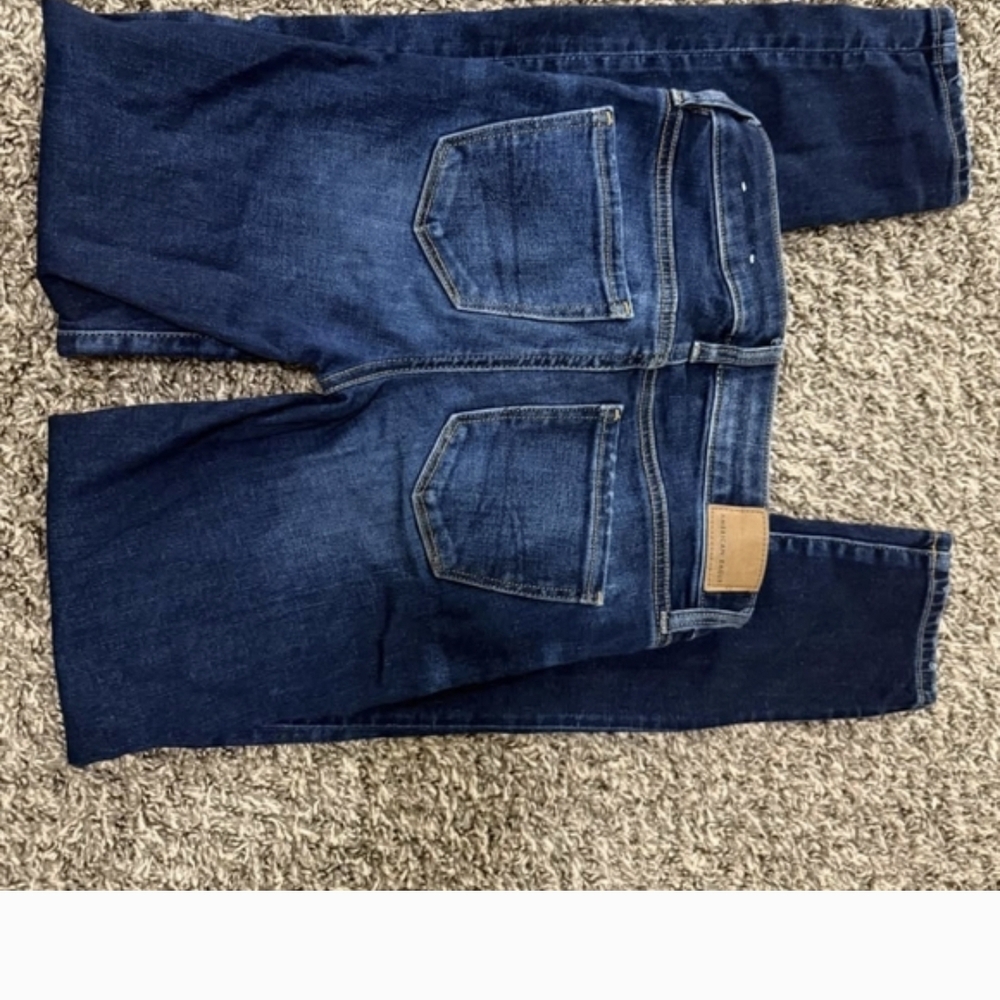 American Eagle 000 Skinny Woman